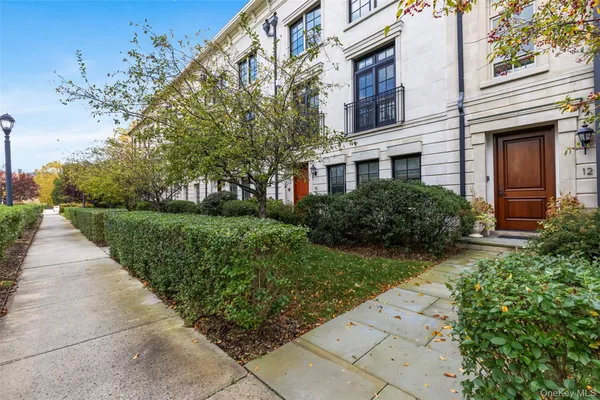 a view of a back yard of the house