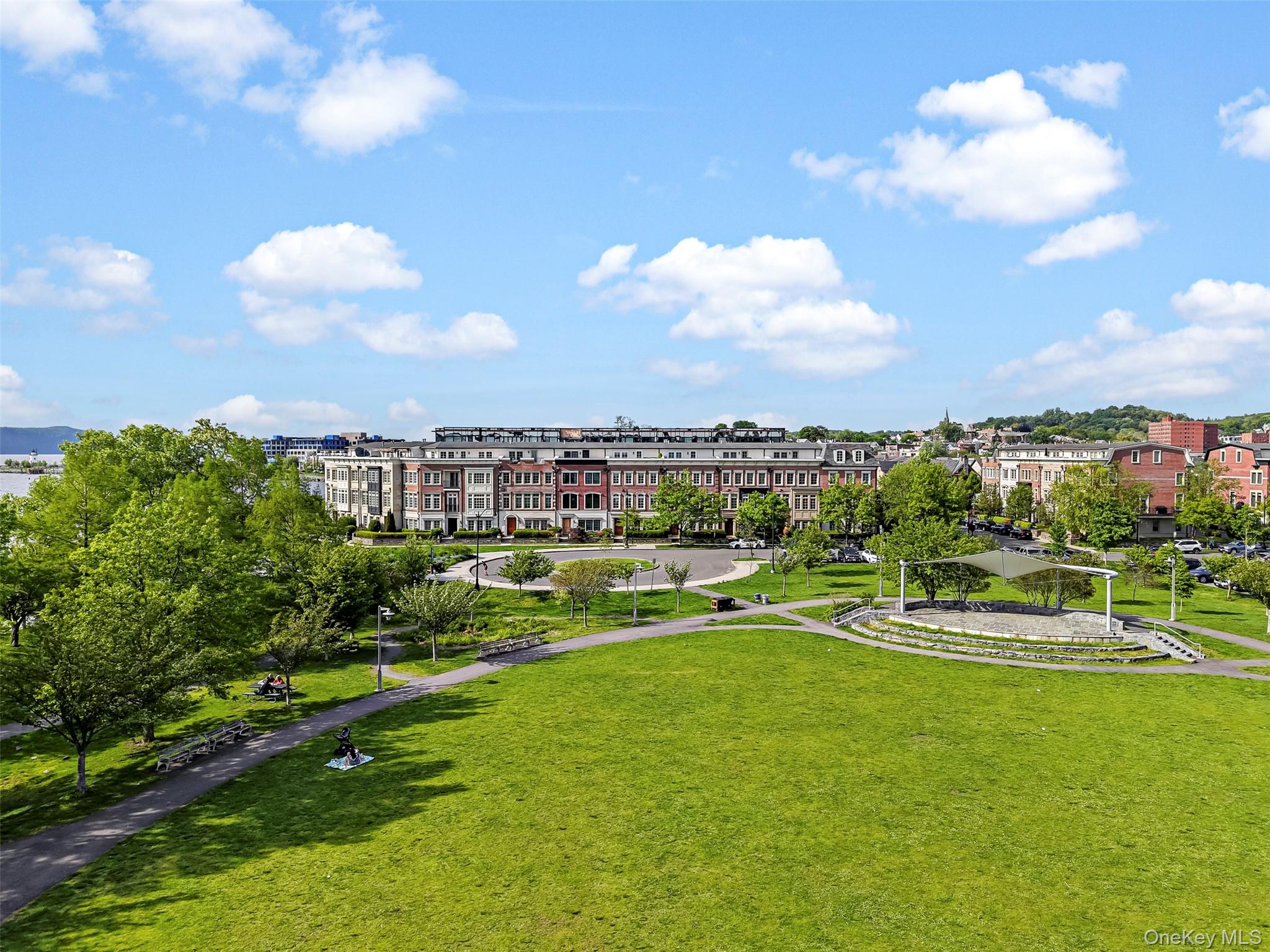 12 Rivers Edge Drive Tarrytown, NY 10591 - Photo 34 of 35