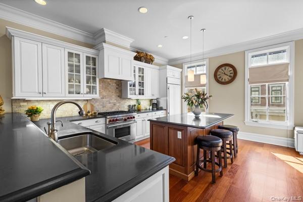 12 Rivers Edge Drive Tarrytown, NY 10591 - Photo 4 of 35