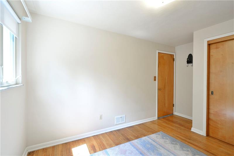459 Marzolf Road Pittsburgh, PA 15209 - Photo 11 of 25 Bedroom #2.