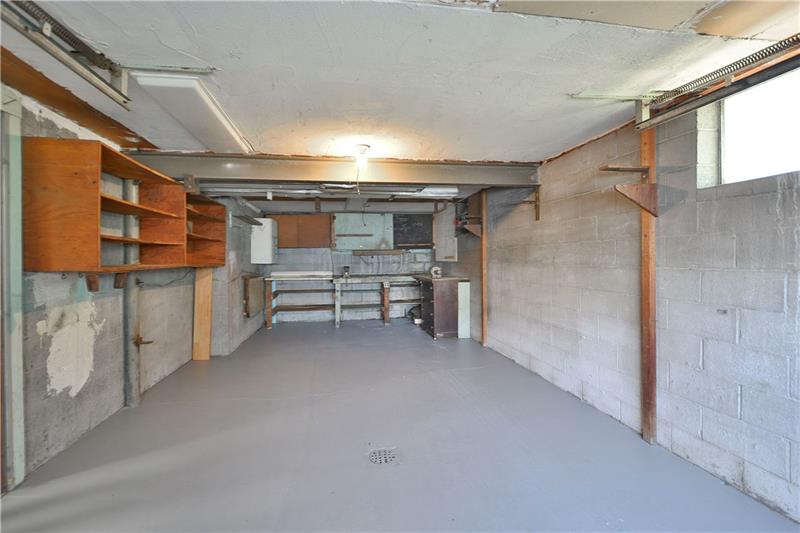 459 Marzolf Road Pittsburgh, PA 15209 - Photo 19 of 25