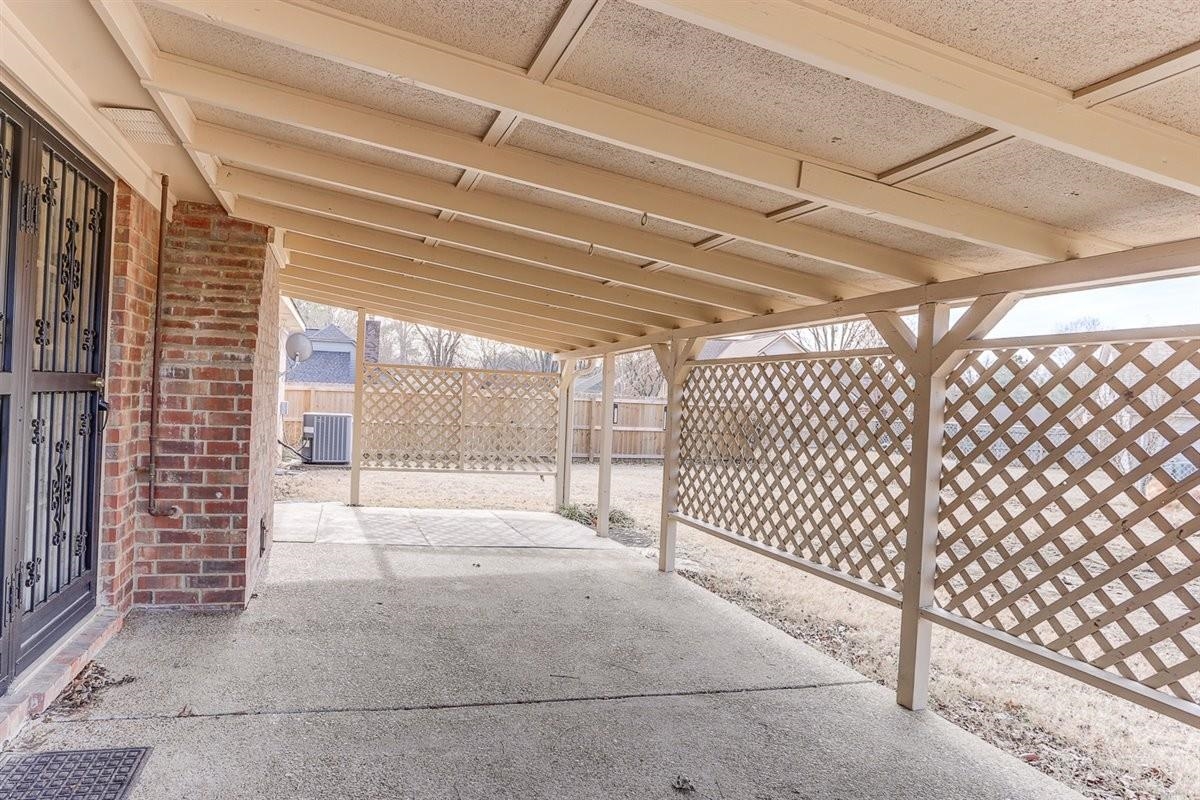 3915 Oak Road Bartlett, TN 38135 - Photo 26 of 28 a view of a backyard