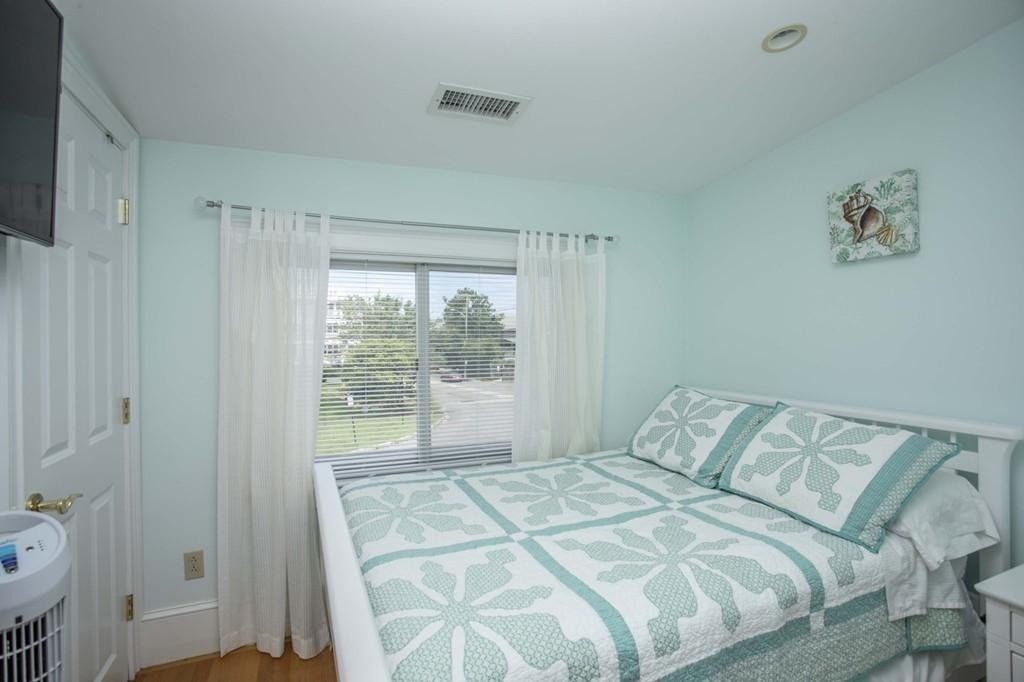 63 Glades Road Scituate, MA 02066 - Photo 17 of 25