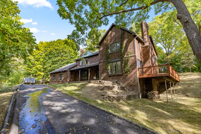 $760,000 | 27155 Drake Road, Farmington, MI 48331