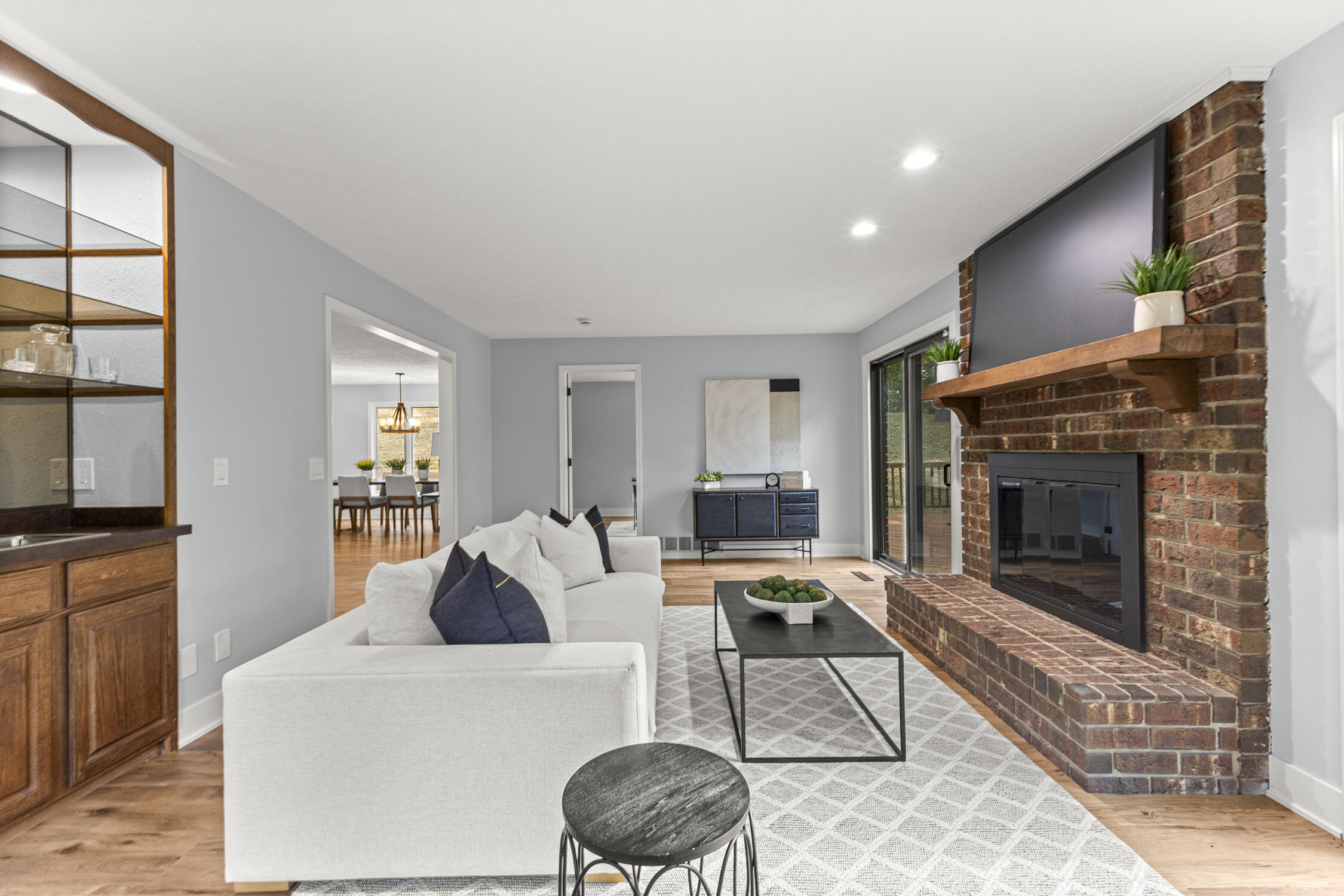 27155 Drake Road Farmington, MI 48331 - Photo 11 of 55 13