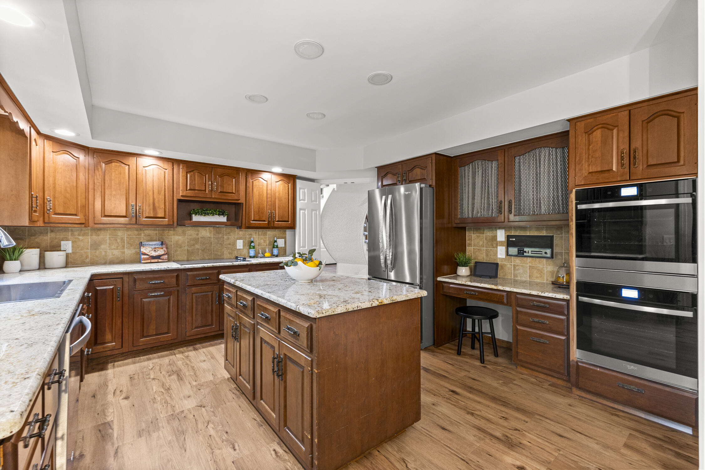 27155 Drake Road Farmington, MI 48331 - Photo 22 of 55 24