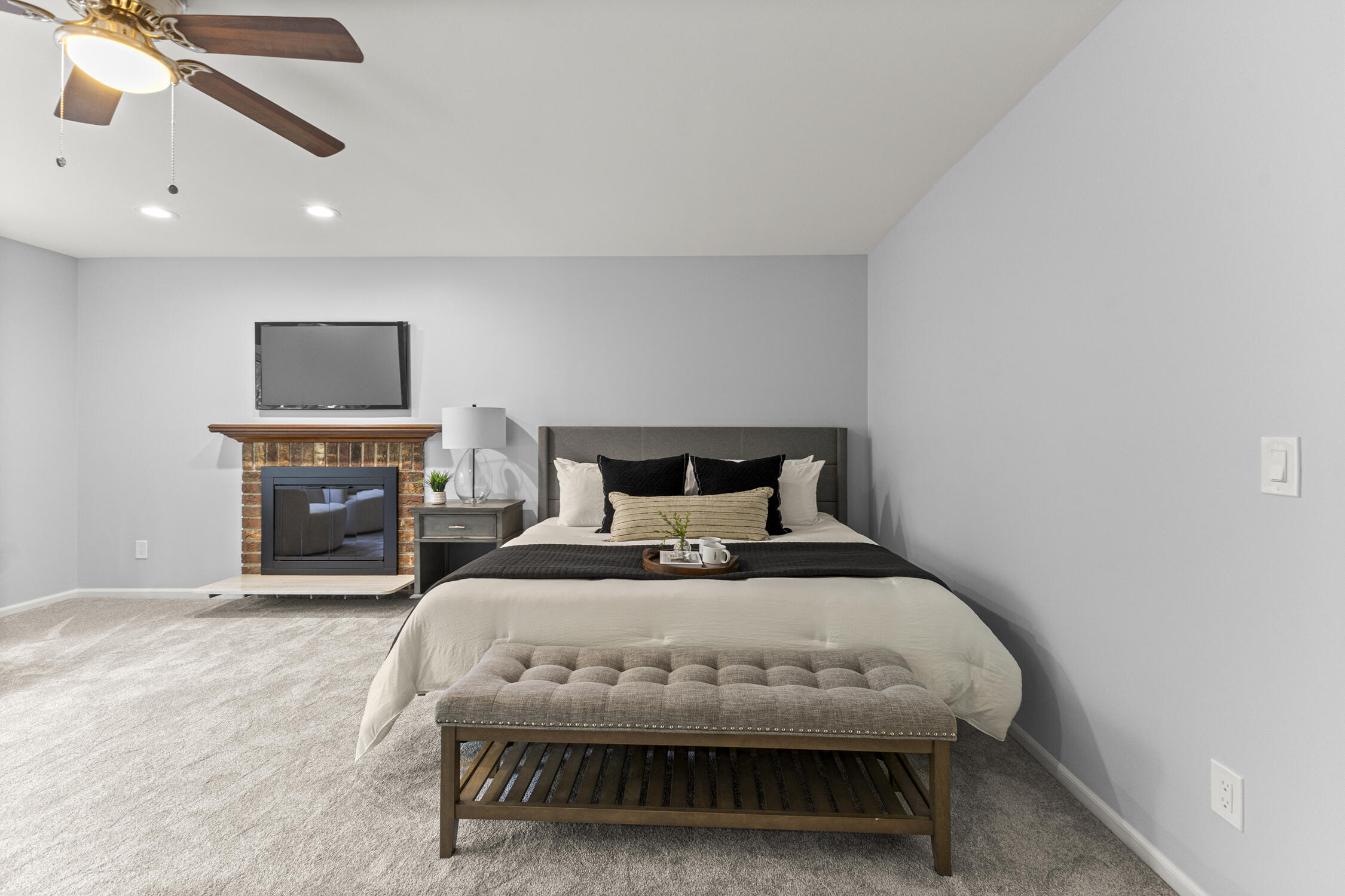 27155 Drake Road Farmington, MI 48331 - Photo 38 of 55 40