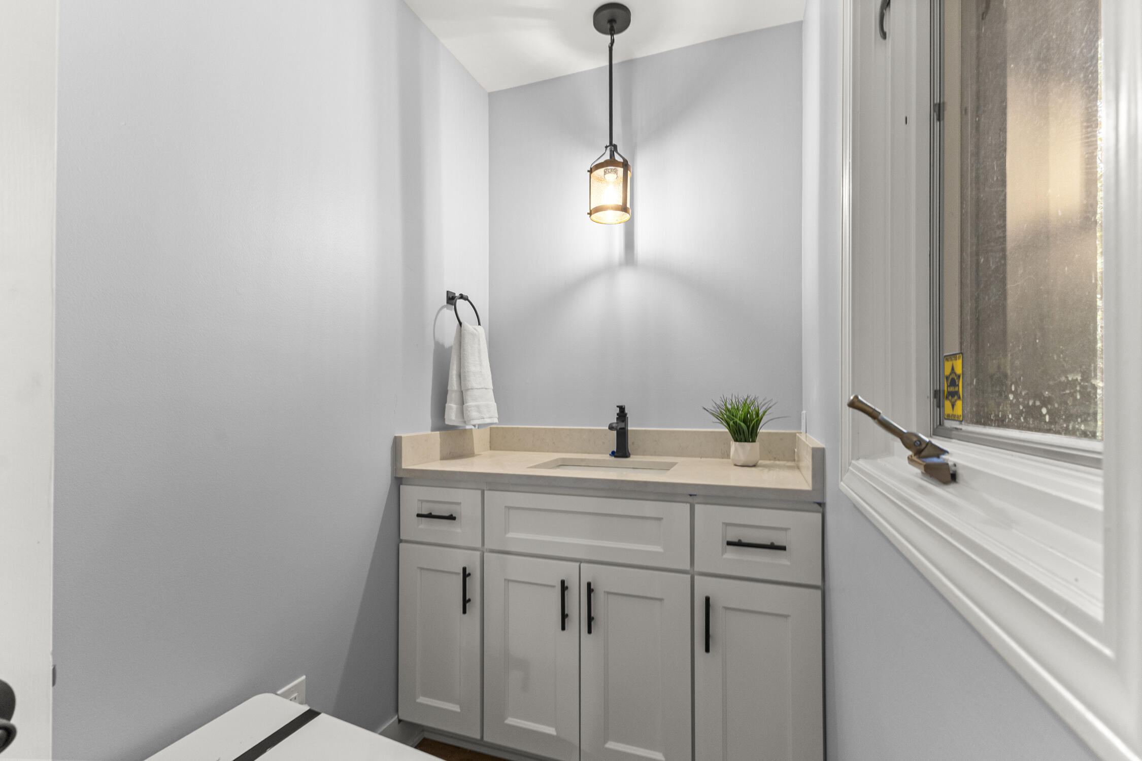 27155 Drake Road Farmington, MI 48331 - Photo 9 of 55 11