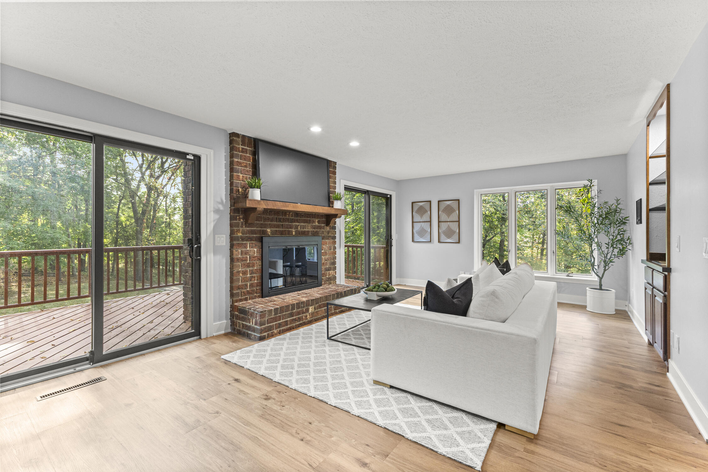 27155 Drake Road Farmington, MI 48331 - Photo 10 of 55 12