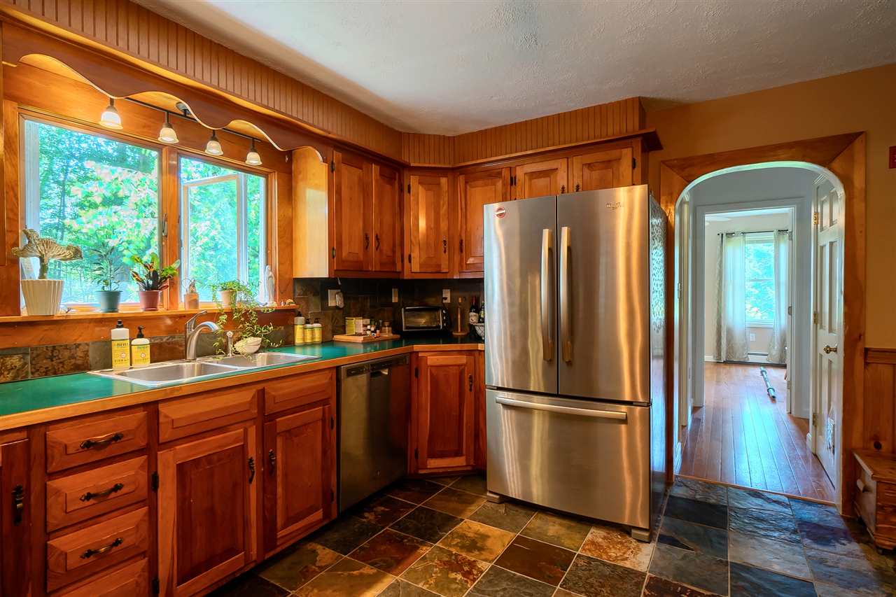 250 South Road Kensington, NH 03833 - Photo 19 of 30 Gallery Image 19