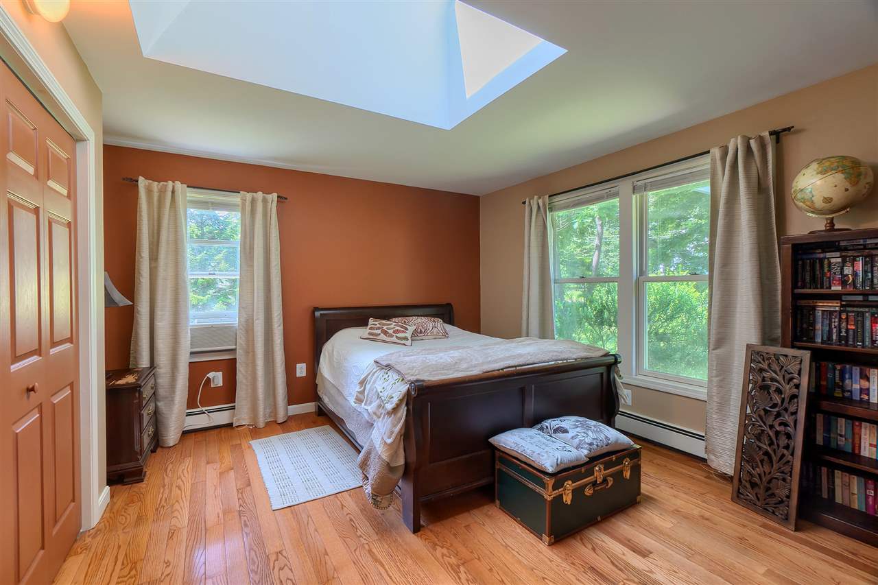 250 South Road Kensington, NH 03833 - Photo 3 of 30 Gallery Image 3