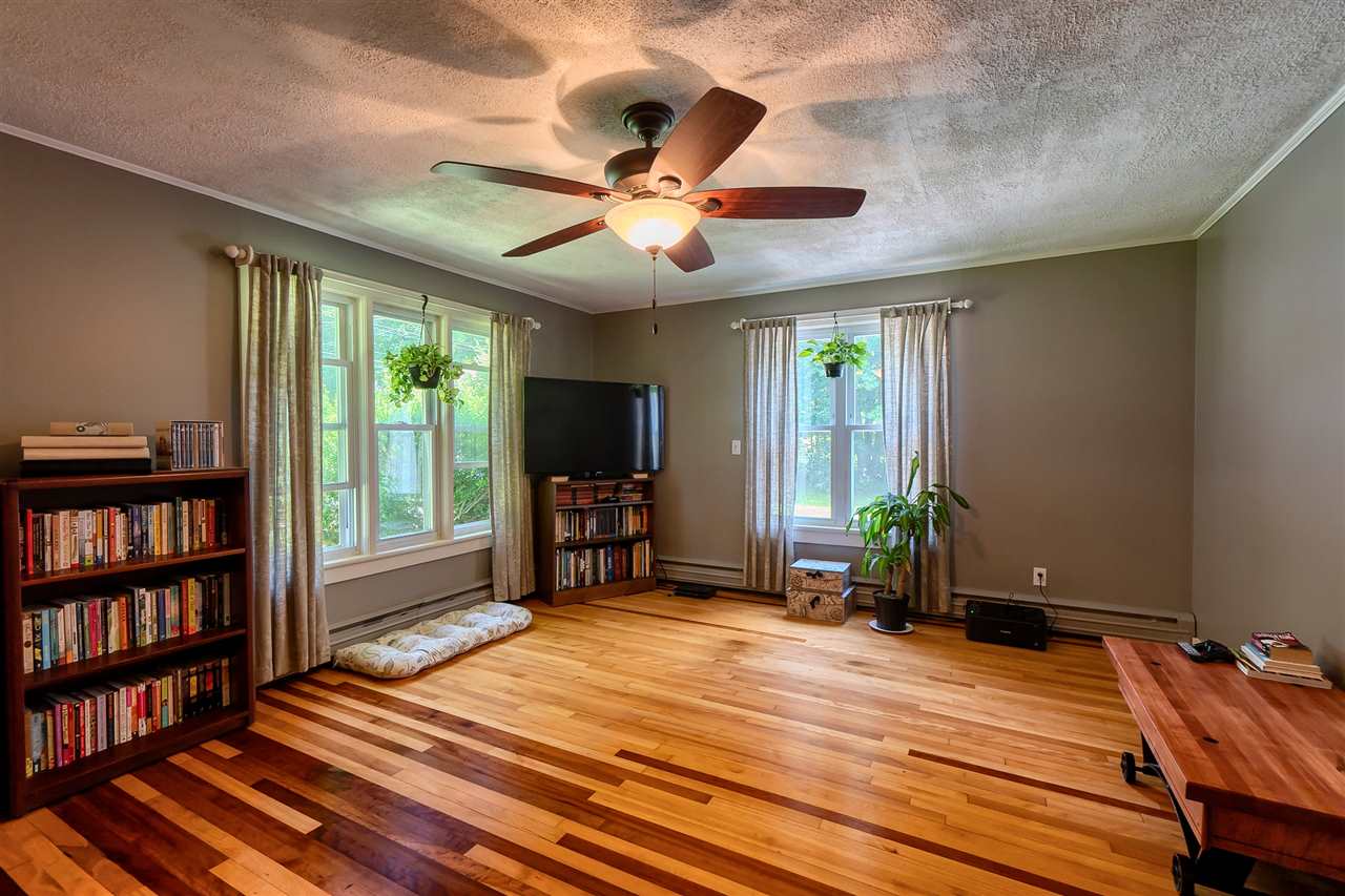 250 South Road Kensington, NH 03833 - Photo 23 of 30 Gallery Image 23