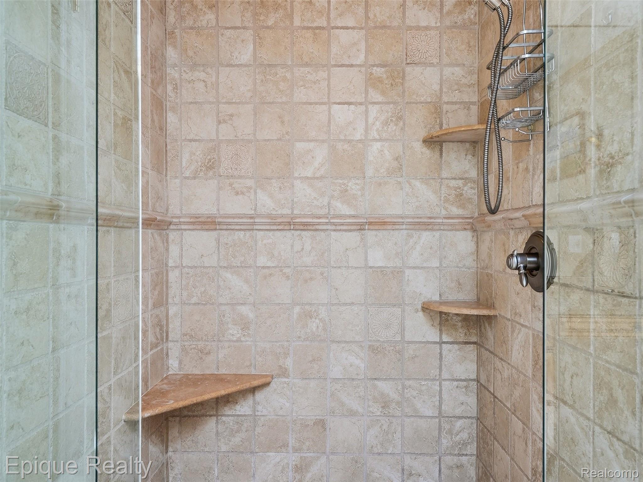 33124 North River Road Harrison Township, MI 48045 - Photo 34 of 77 Primary bath