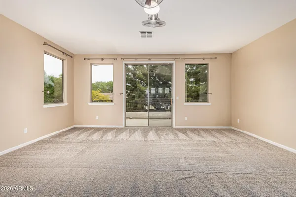 $960,000 | 3019 South Larkspur Street, Gilbert, AZ 85295