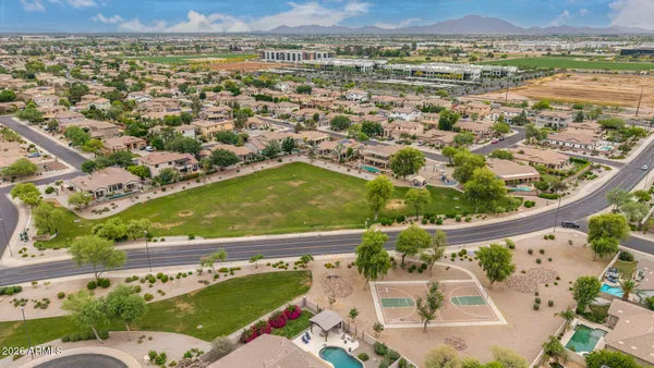$960,000 | 3019 South Larkspur Street, Gilbert, AZ 85295