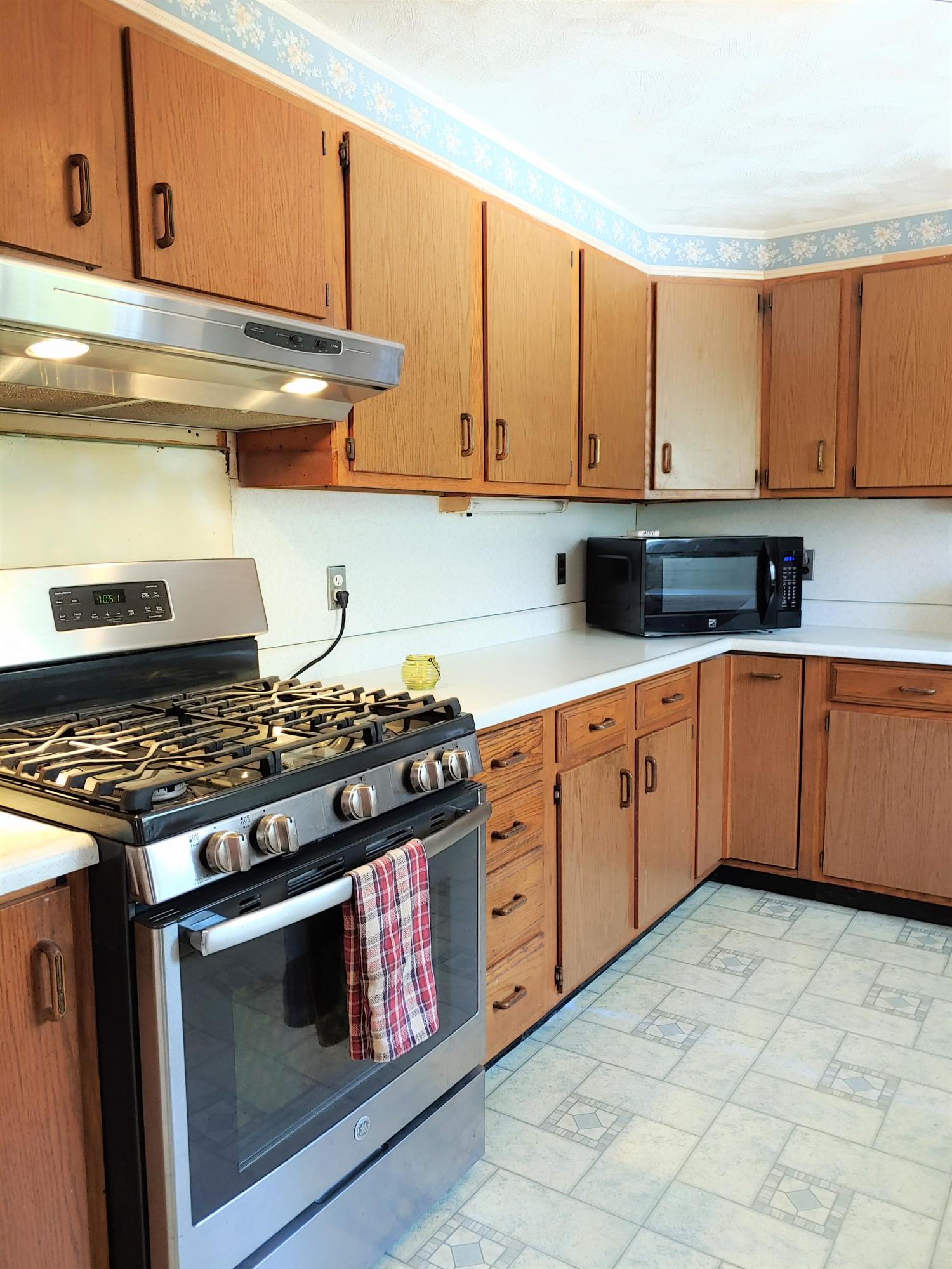 229 Tuttle Road Pownal, ME 04069 - Photo 23 of 41 kitchen stove