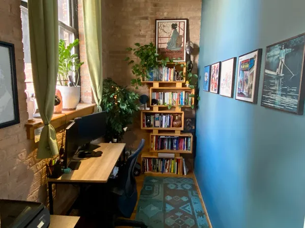 $2,300 | 1250 West Van Buren Street, Unit 208, Chicago, IL 60607