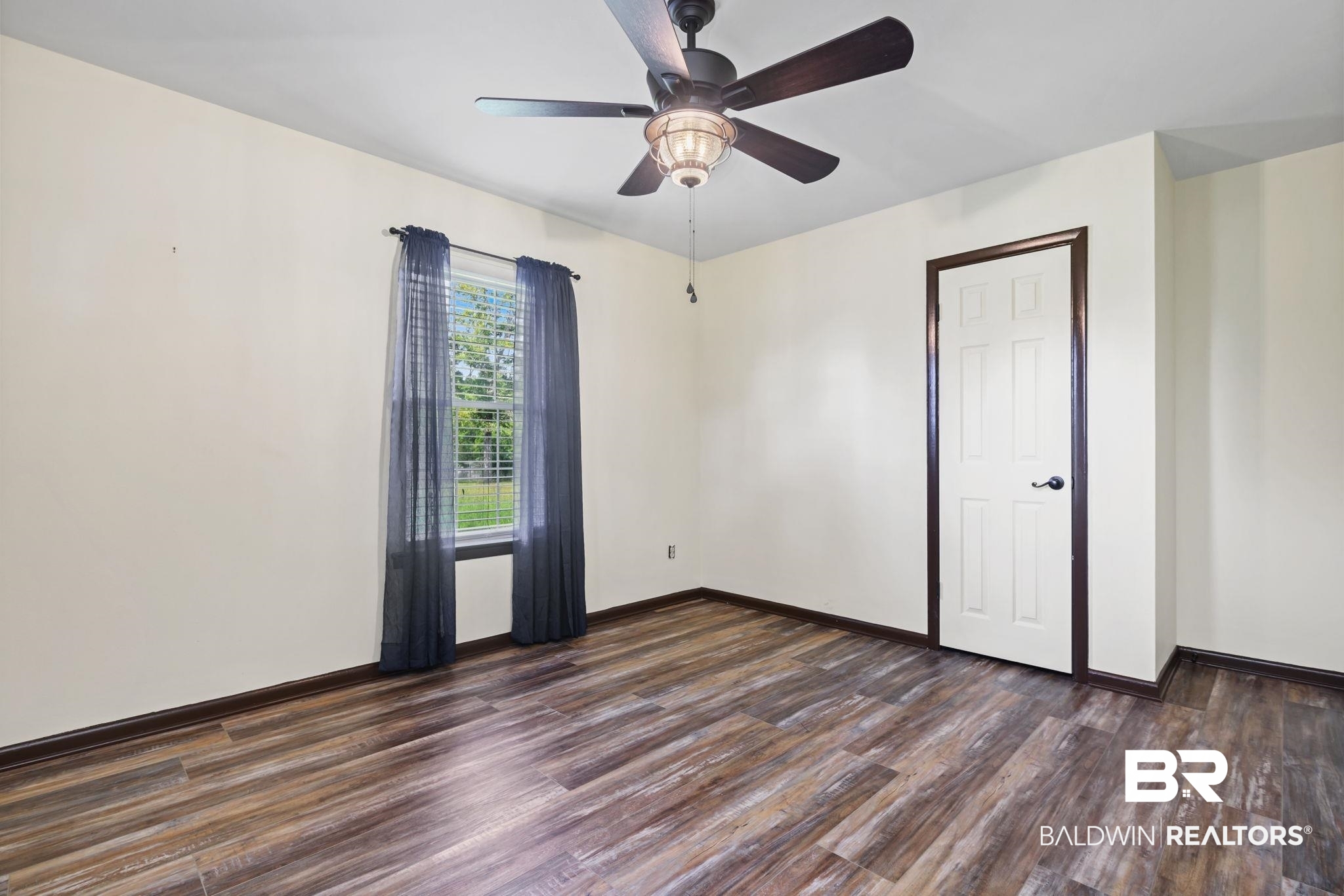 26710 Ernest Patterson Road Robertsdale, AL 36567 - Photo 20 of 37