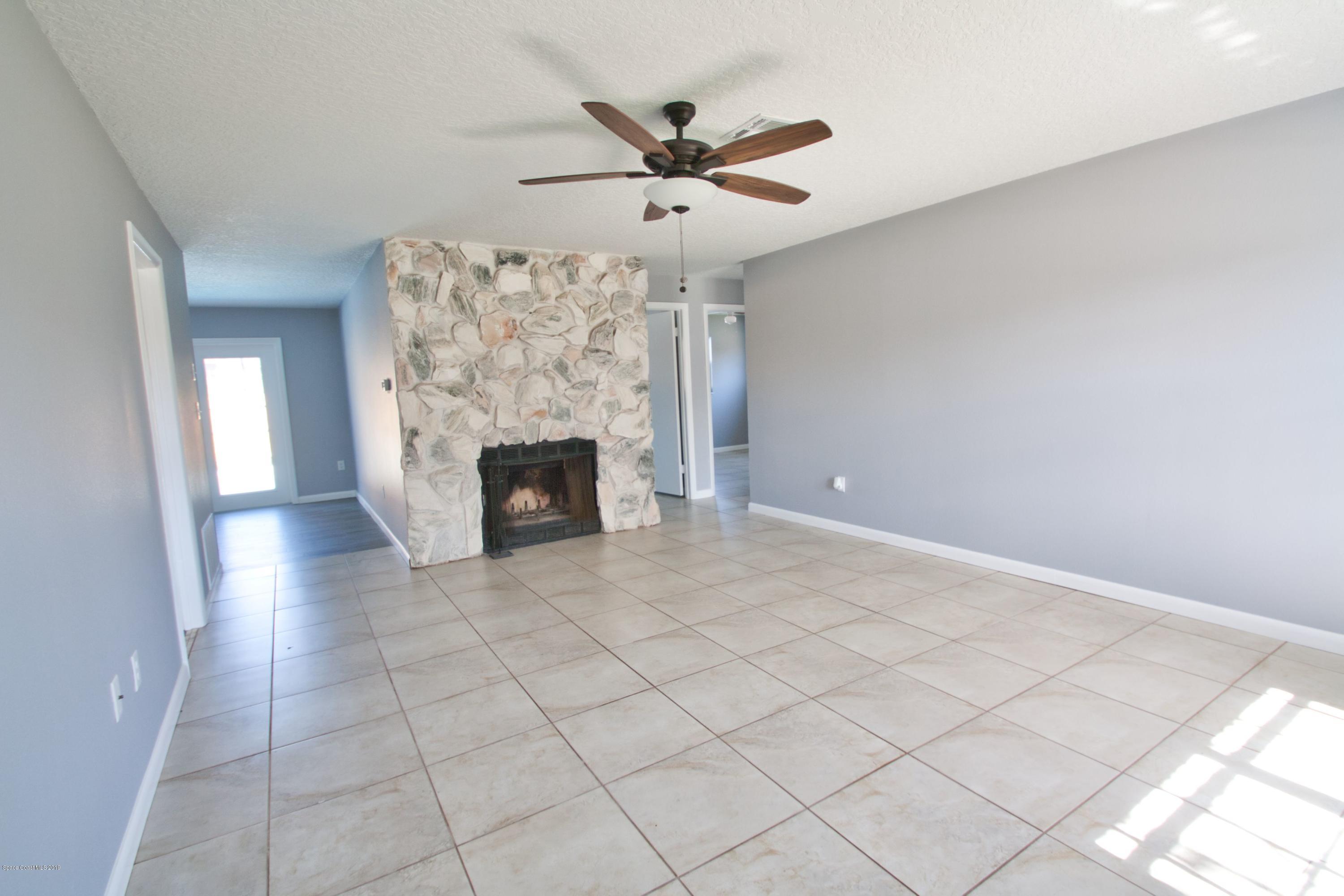 878 Kings Post Road Rockledge, FL 32955 - Photo 5 of 19 IMG_0796