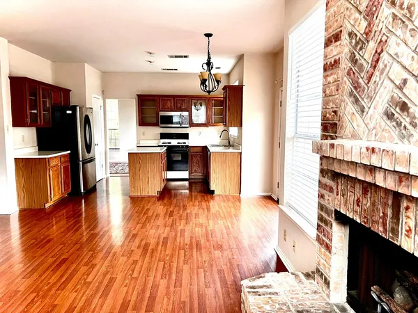 $2,200 | 2904 Wren Circle, Cedar Park, TX 78613