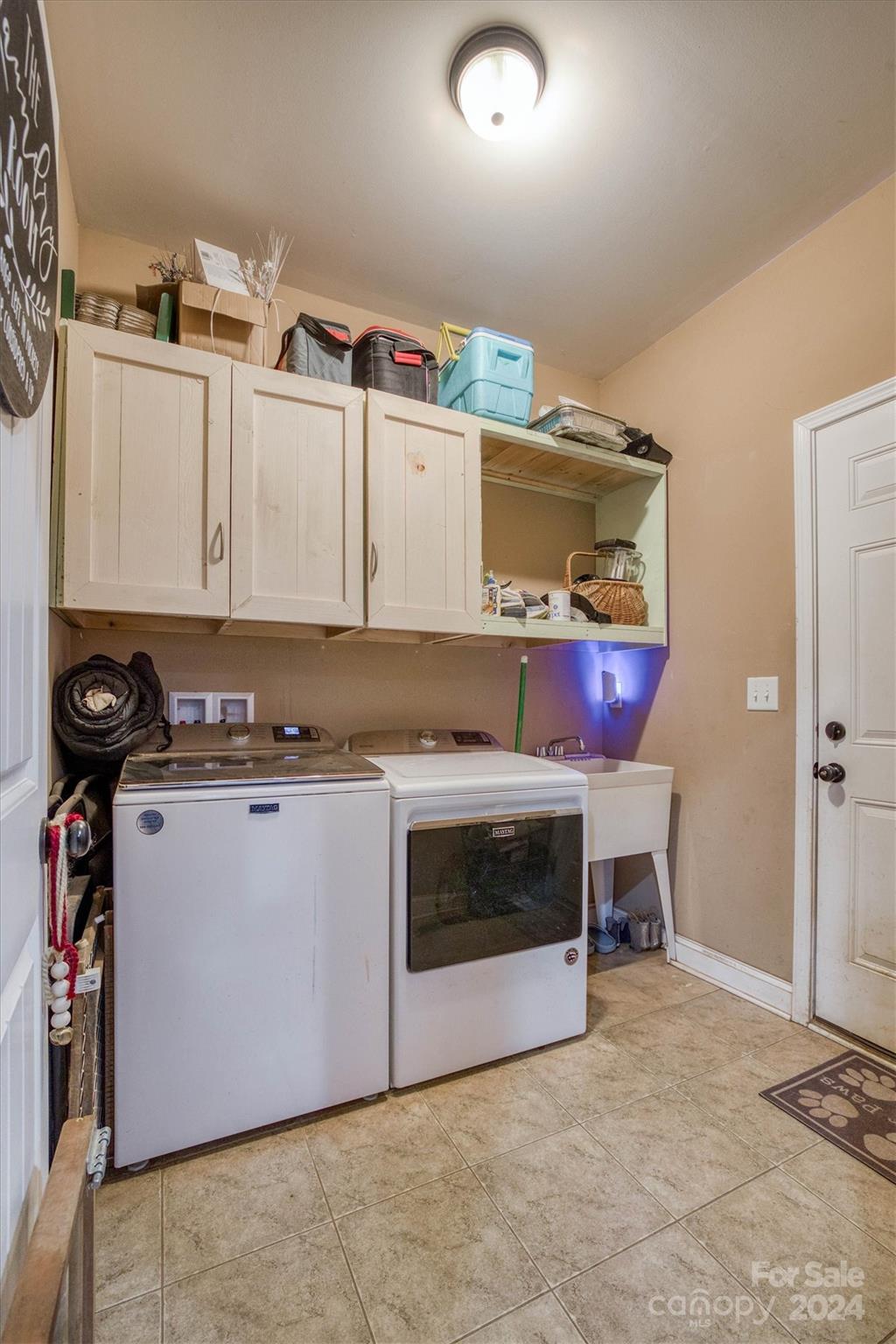 7838 Oren Stephens Road Hickory, NC 28602 - Photo 13 of 31 a view of kitchen with stove and cabinets