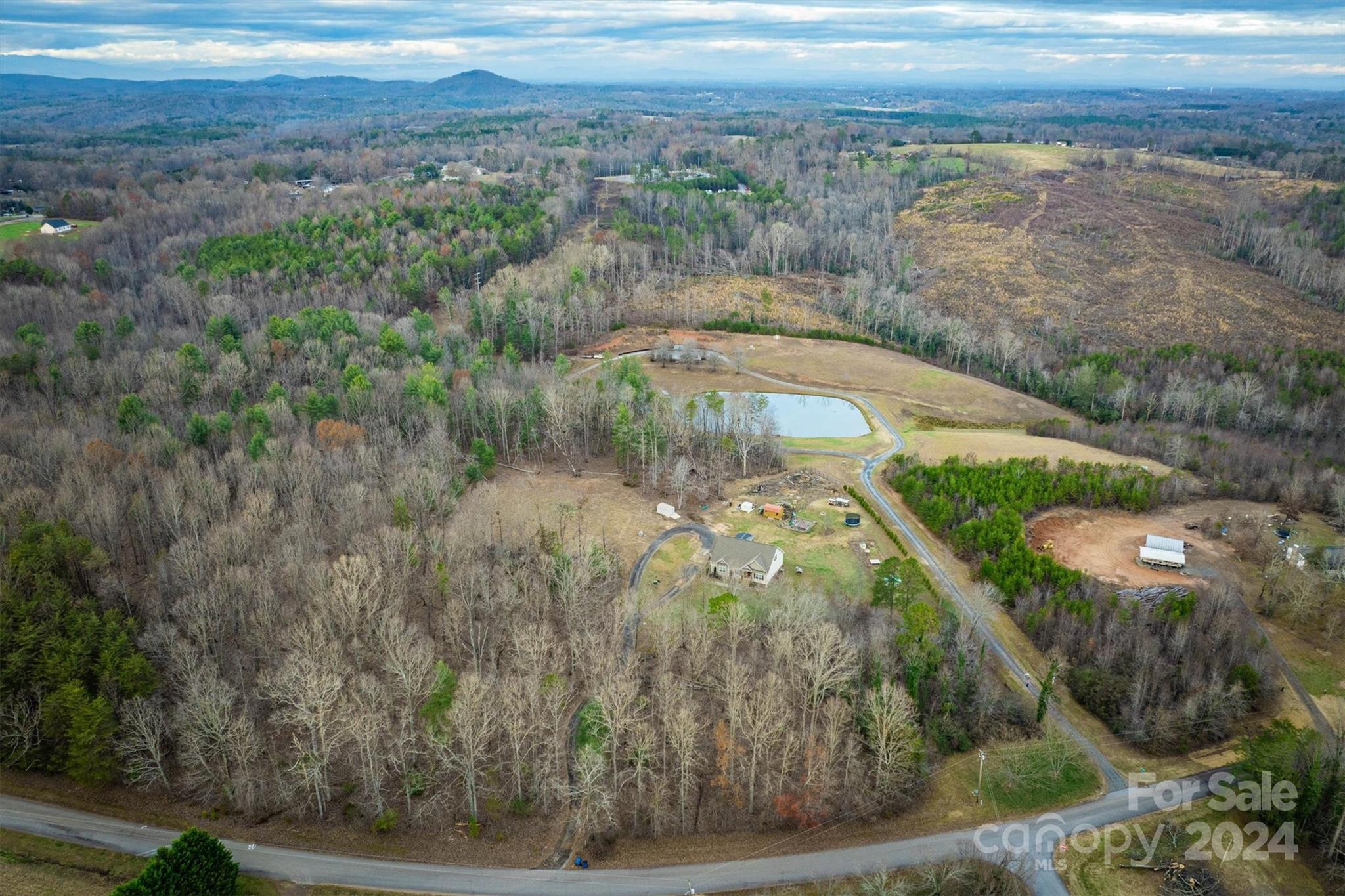 7838 Oren Stephens Road Hickory, NC 28602 - Photo 27 of 31 a view of a outdoor space