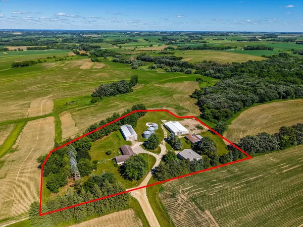 $799,900 | 7524 58th Street Northeast, Rochester, MN 55906