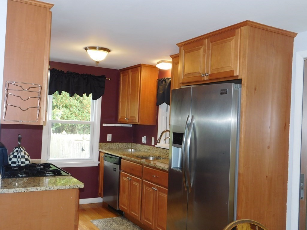 25 Pullard Road Grafton, MA 01519 - Photo 4 of 31 Gallery Image 4