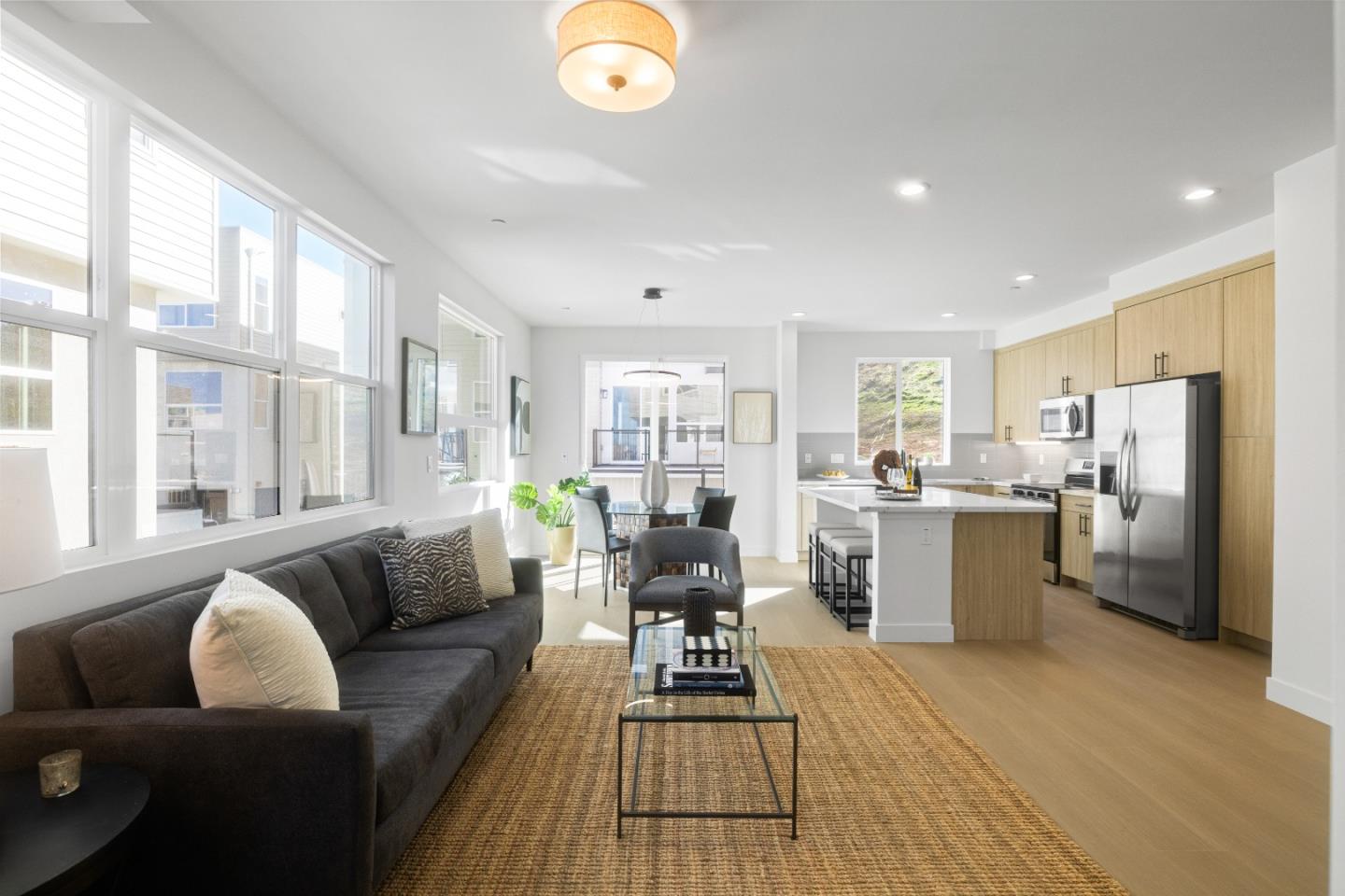 837 Fassler, Unit 837 Pacifica, CA 94044 - Photo 2 of 28