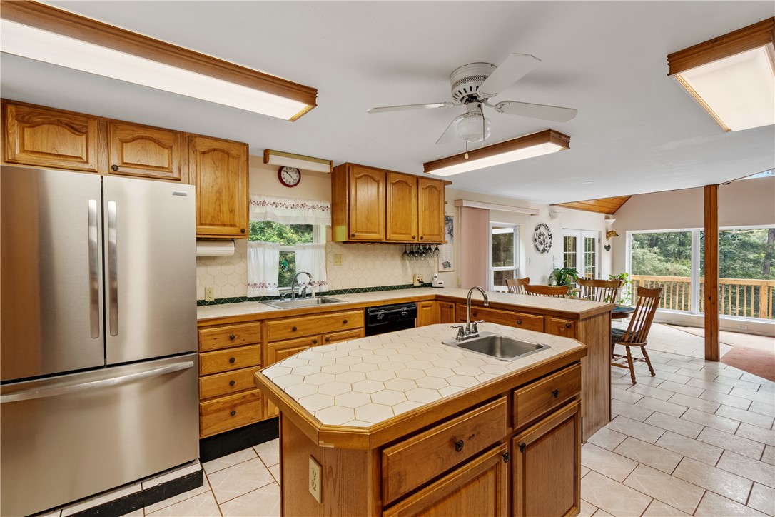 1001 Cherokee Road Townville, SC 29689 - Photo 17 of 43