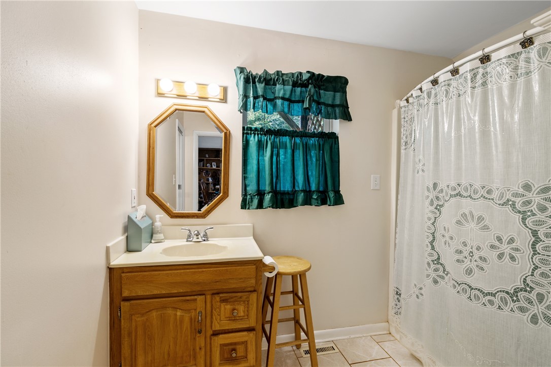 1001 Cherokee Road Townville, SC 29689 - Photo 21 of 43