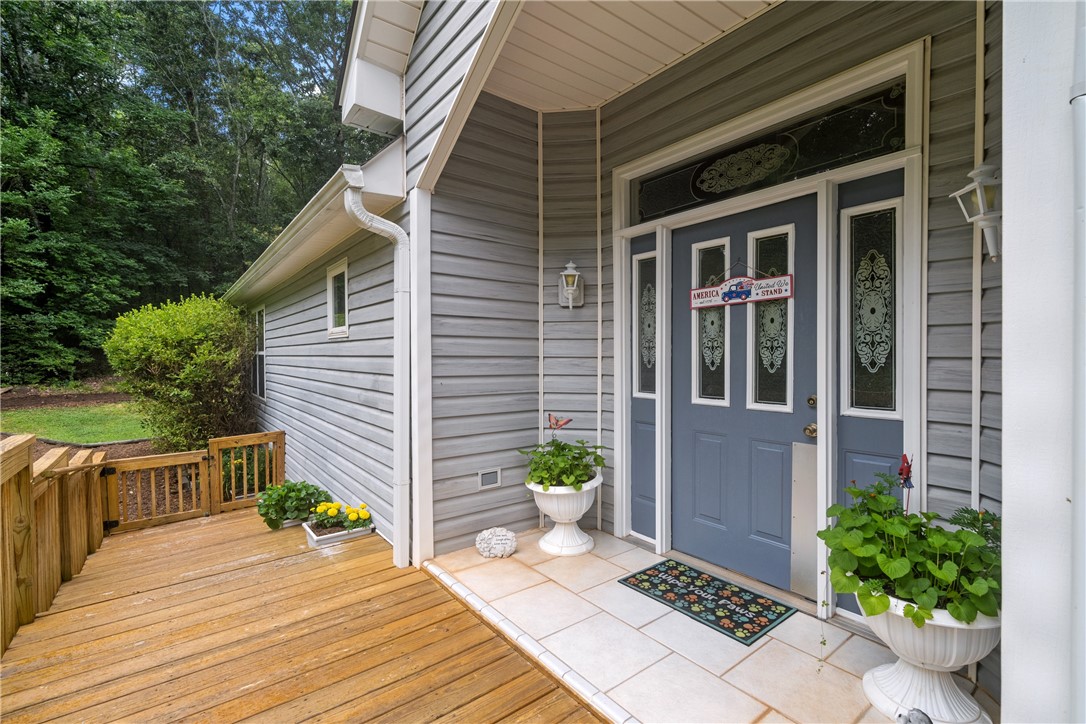 1001 Cherokee Road Townville, SC 29689 - Photo 7 of 43