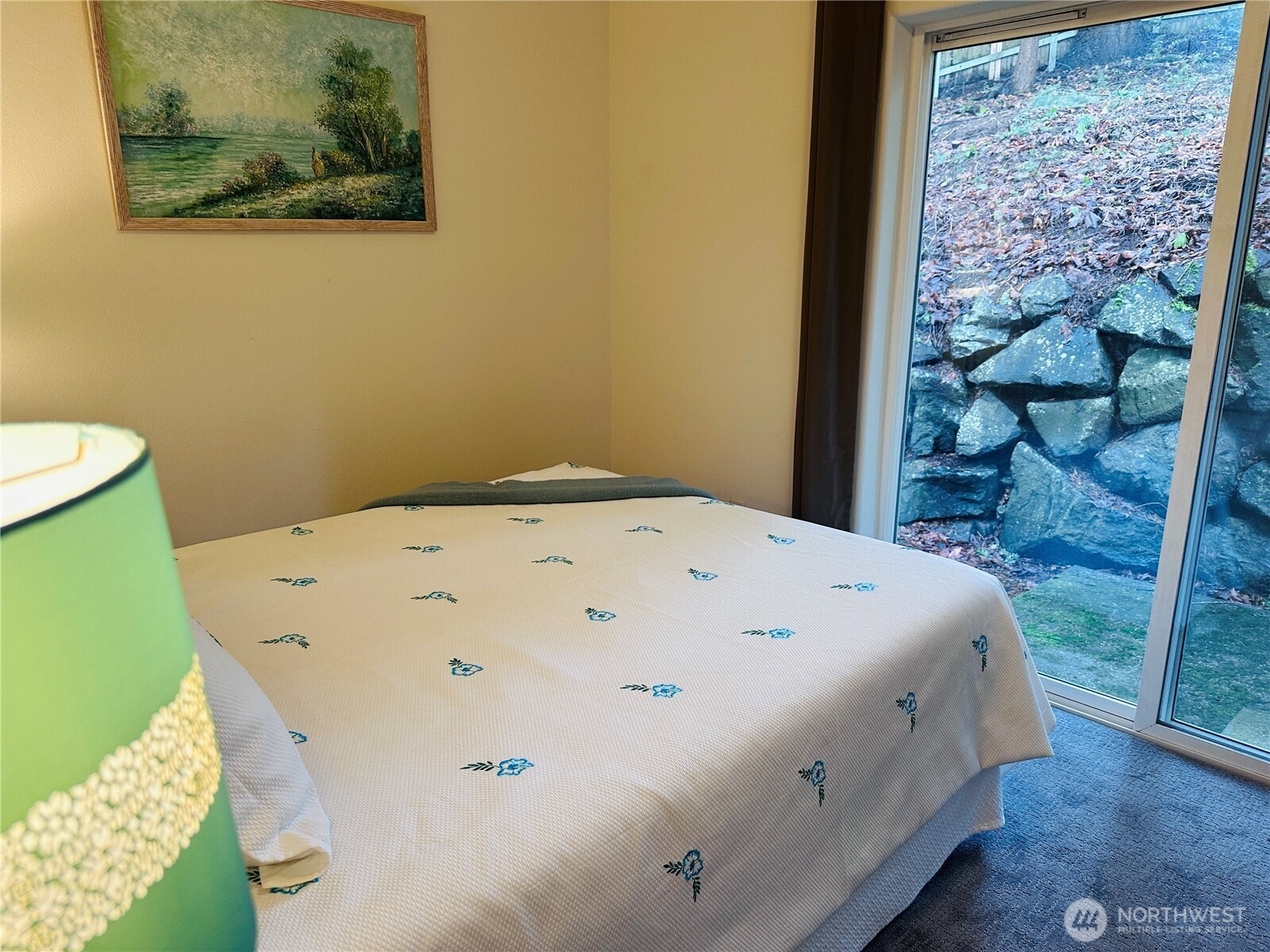 8828 238th Street Southwest, Unit D1 Edmonds, WA 98026 - Photo 21 of 40