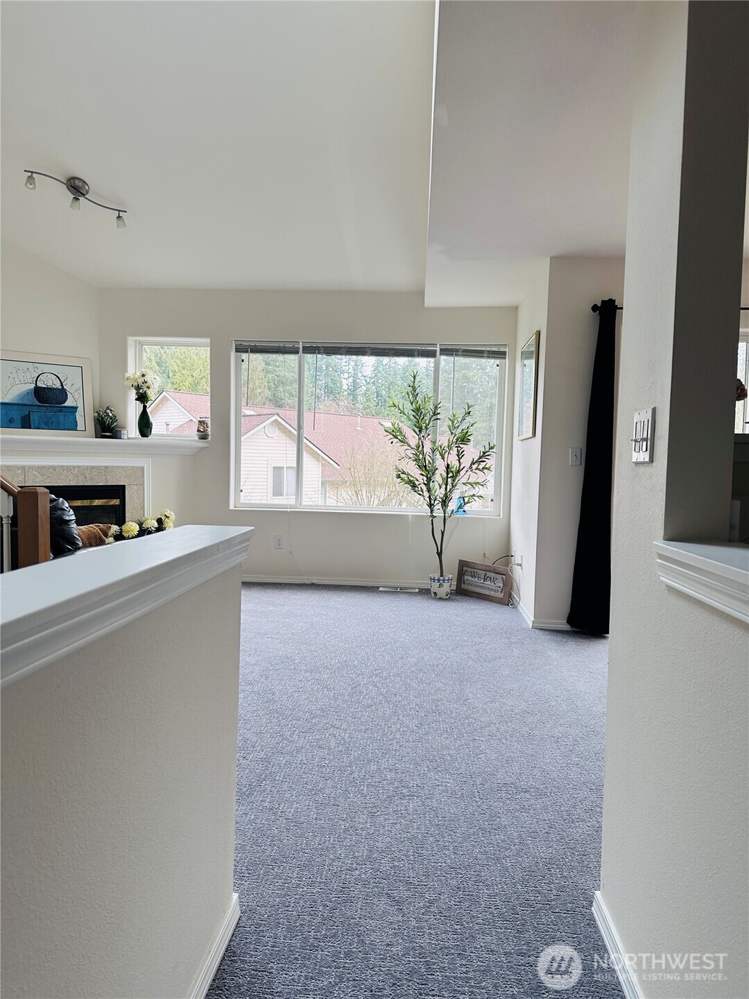 8828 238th Street Southwest, Unit D1 Edmonds, WA 98026 - Photo 36 of 40