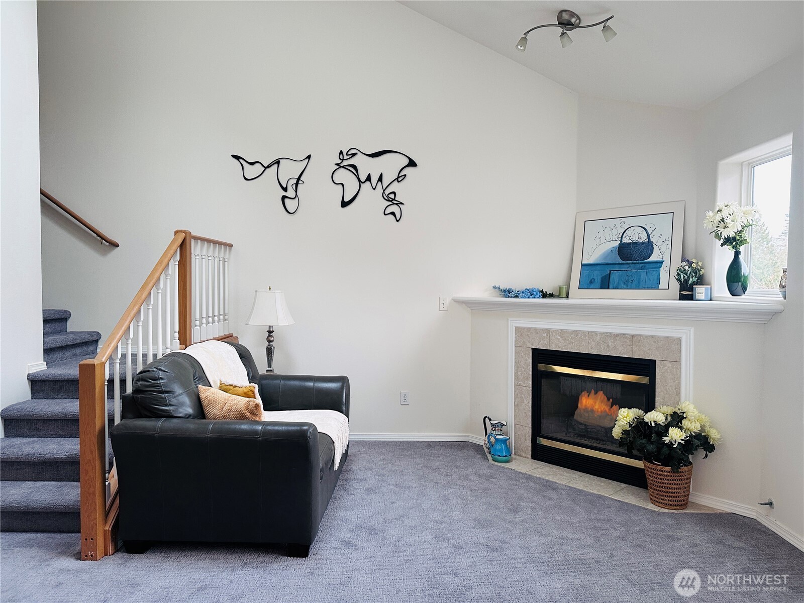 8828 238th Street Southwest, Unit D1 Edmonds, WA 98026 - Photo 5 of 40