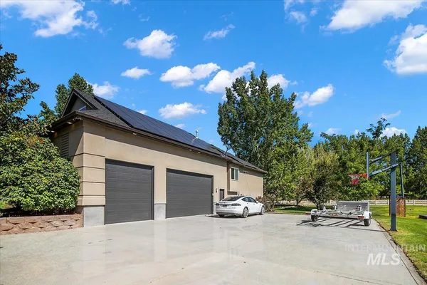 $1,999,000 | 4154 West Morgan Creek Court, Eagle, ID 83616