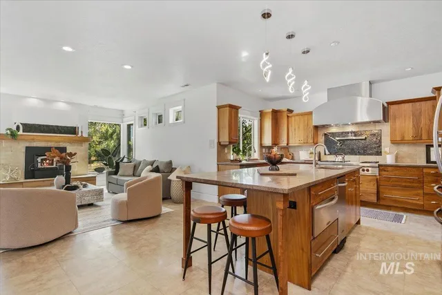 $1,999,000 | 4154 West Morgan Creek Court, Eagle, ID 83616