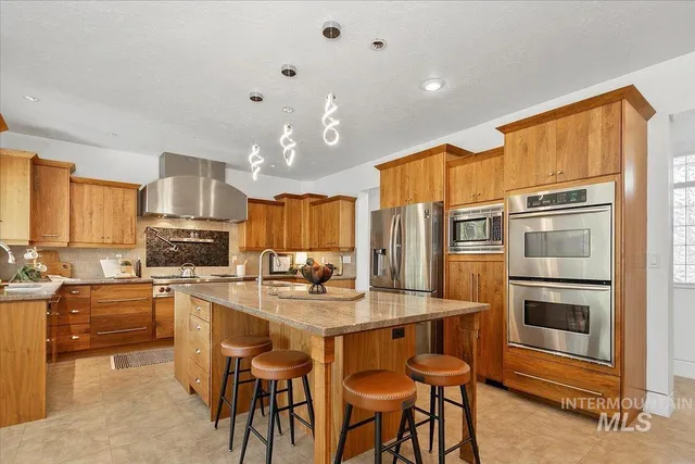 $1,999,000 | 4154 West Morgan Creek Court, Eagle, ID 83616