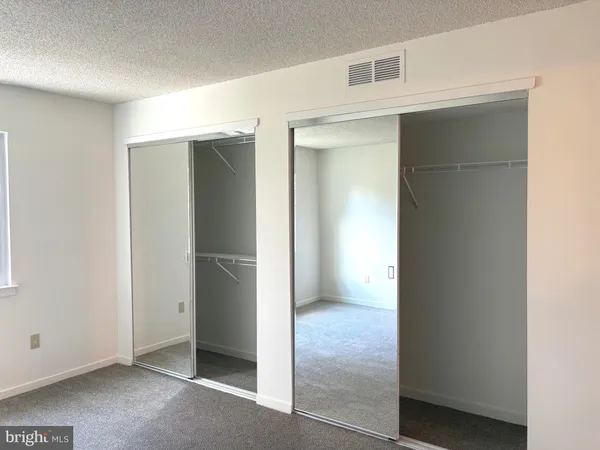 $360,000 | 802 Chanticleer, Cherry Hill, NJ 08003