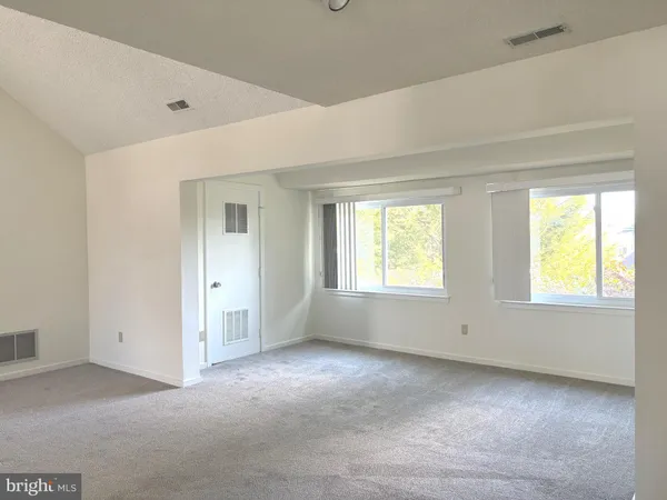 $360,000 | 802 Chanticleer, Cherry Hill, NJ 08003