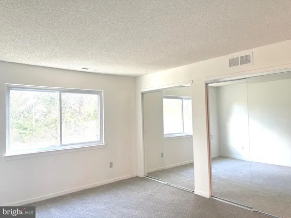 $360,000 | 802 Chanticleer, Cherry Hill, NJ 08003