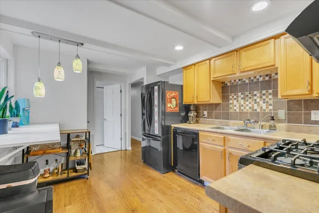 $299,000 | 5220 Palm Street, Barrington, IL 60010