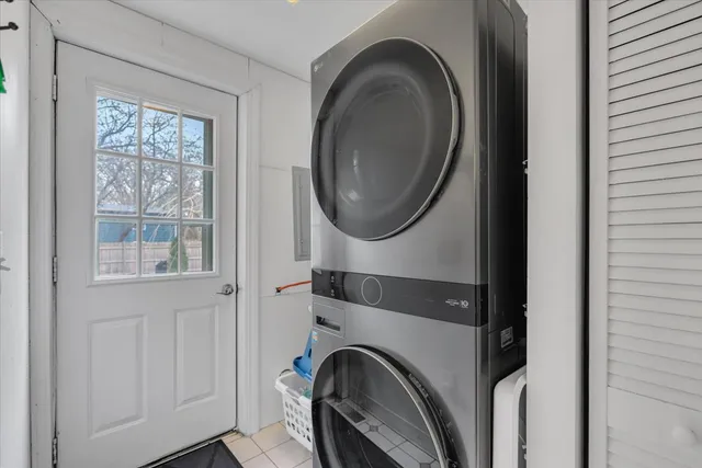 $299,000 | 5220 Palm Street, Barrington, IL 60010