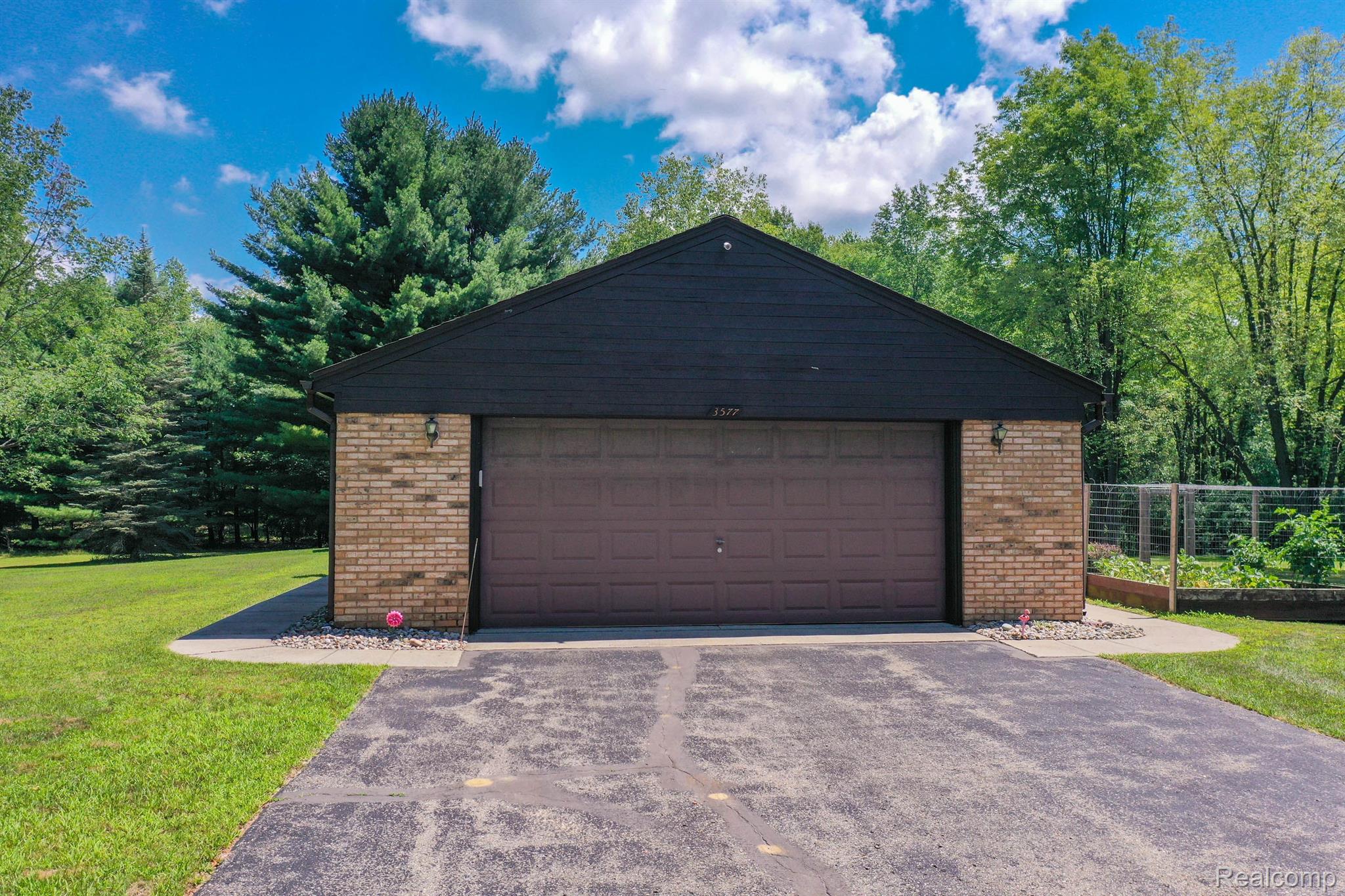 3577 Jewell Road Howell, MI 48843 - Photo 24 of 69 Gallery Image 24