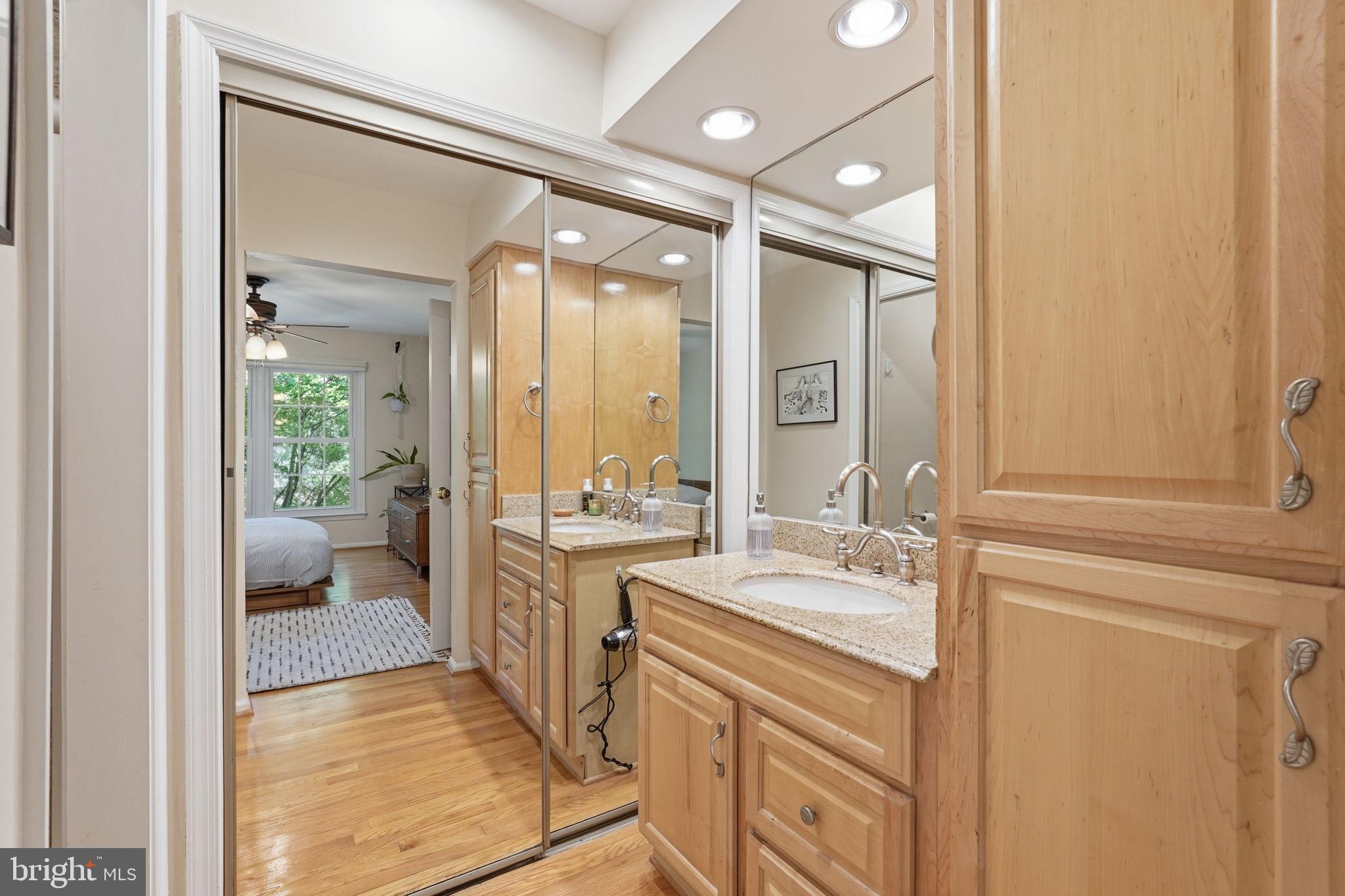 2510 South Walter Reed Drive, Unit 3 Arlington, VA 22206 - Photo 13 of 18