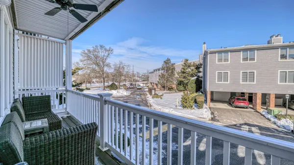 $399,000 | 305 Harbour Cove, Unit 305, Somers Point, NJ 08244