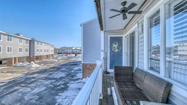 $399,000 | 305 Harbour Cove, Unit 305, Somers Point, NJ 08244