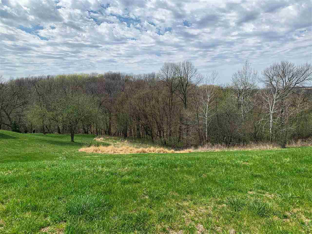 Lot Walnut Walnut Street Decorah, IA 52101 - Photo 1 of 3 Gallery Image 1