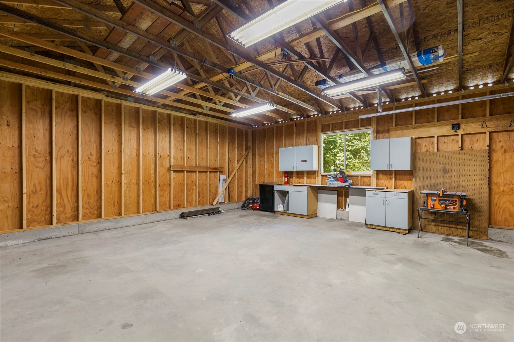 4116 Northwest Essex Road Bremerton, WA 98310 - Photo 26 of 33 Gallery Image 26