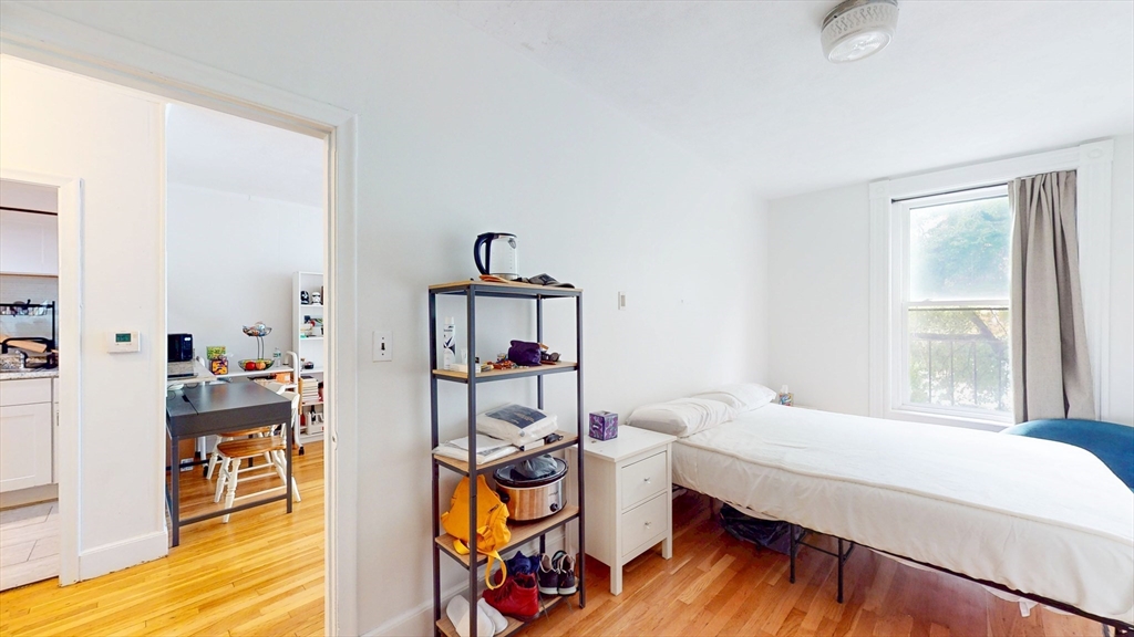513 Beacon Street, Unit 5 Boston, MA 02215 - Photo 17 of 20